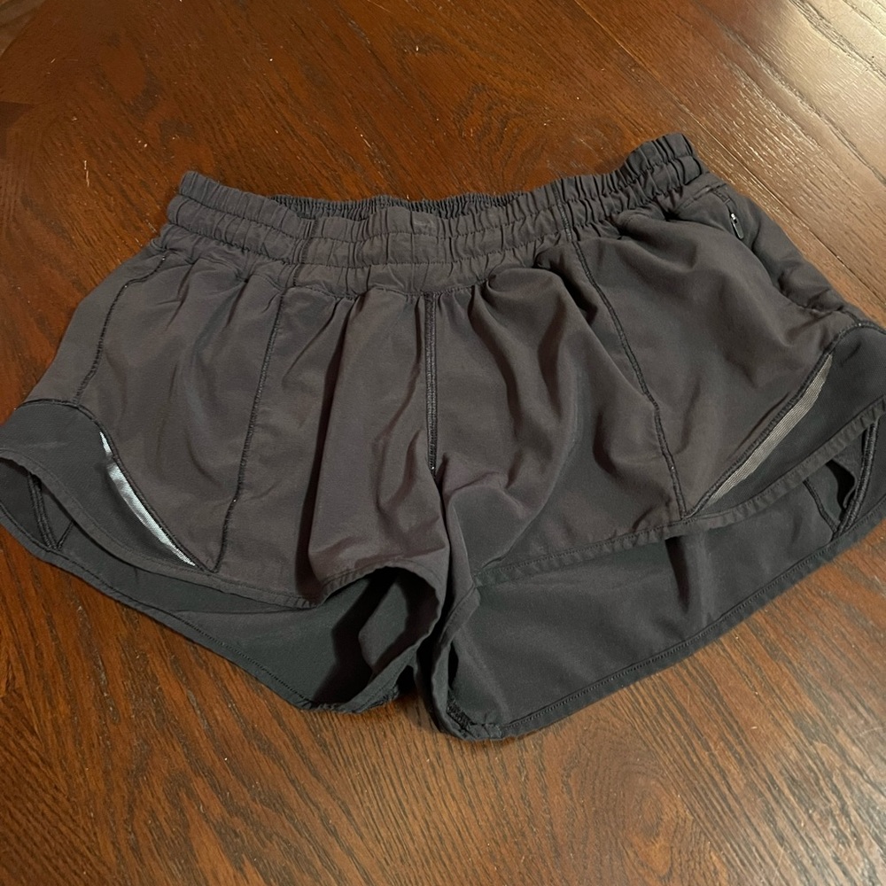 Lululemon hotty hot shorts